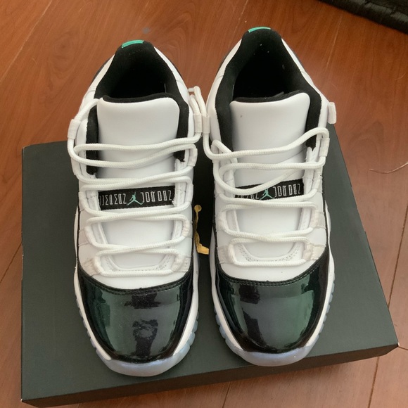Air Jordan 11 retro low - Picture 1 of 7